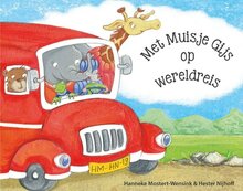 Met muisje grijs op wereldreis